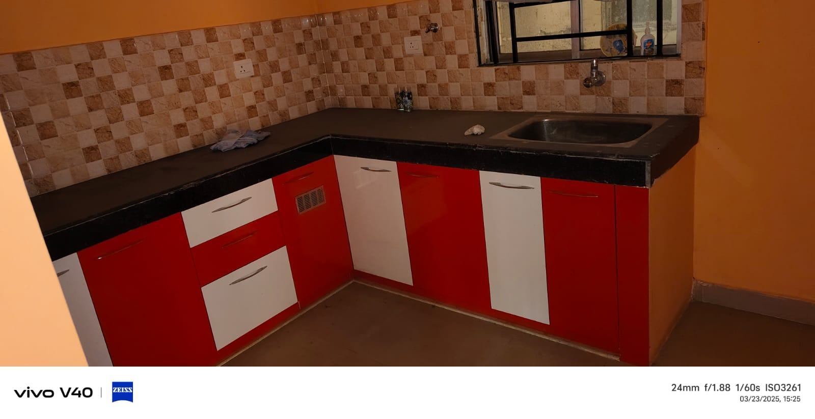 Semi Furnished 3bhk in  for Rent